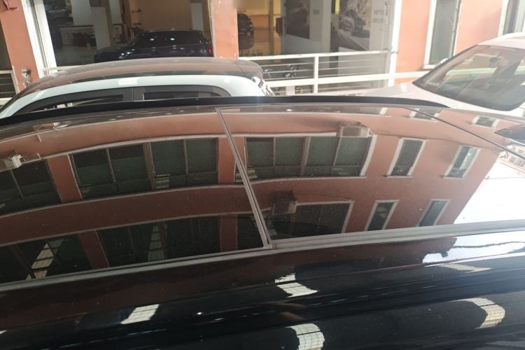 Used Nio ES6 2023 75 kWh Roof