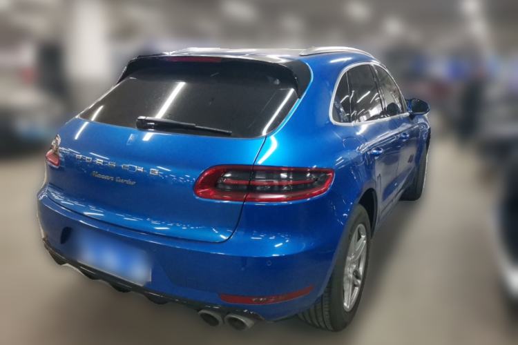 Used Porsche Macan 2016 Macan S 3.0T Rear Right 45 Deg