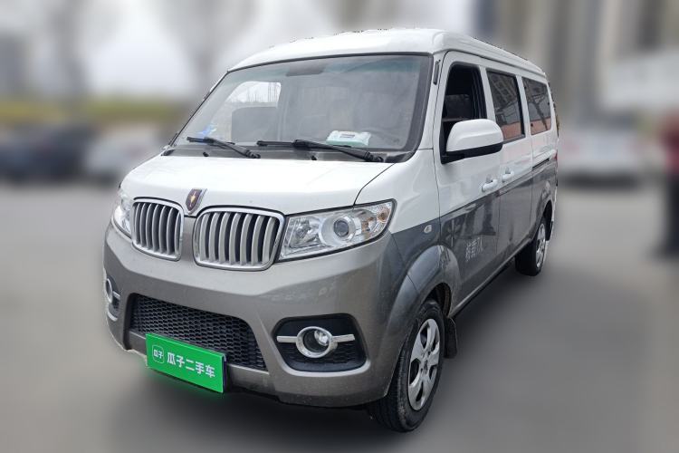 Used Jinbei Hiace X30 2023 1.5L Business-Style Passenger Van 5/6/7-Seater Non-Air-Conditioned Version SWC15M