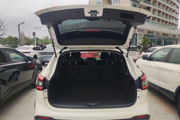 Used Nissan Qashqai 2023 Classic 2.0L CVT XV Comfort Edition Trunk