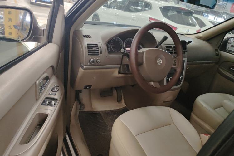 Used Buick GL8 2014 2.4L Classic Edition