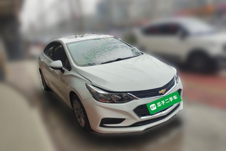 Used Chevrolet Cruze 2017 1.5L Automatic Pioneer Sunroof Edition
