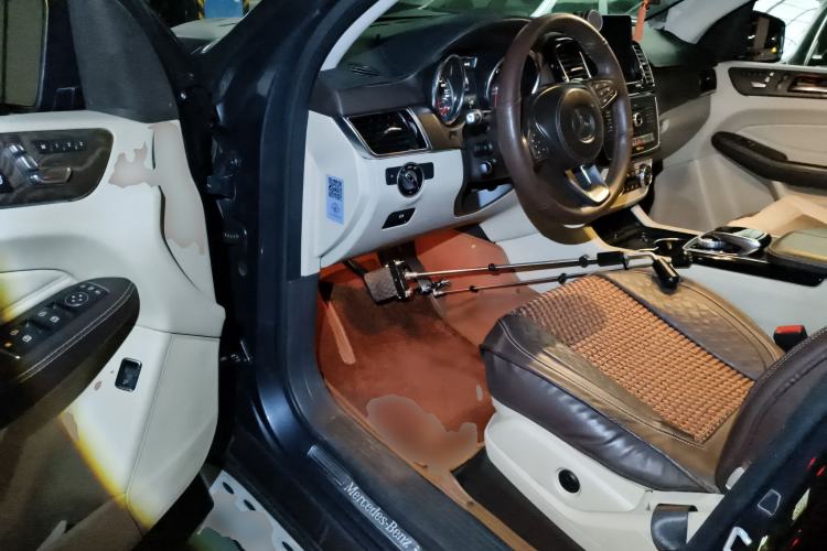 Used Mercedes-Benz CLS 
