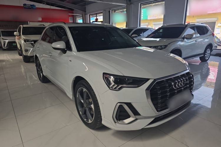 Used Audi Q3 2021 35 TFSI Fashion Dynamic Model