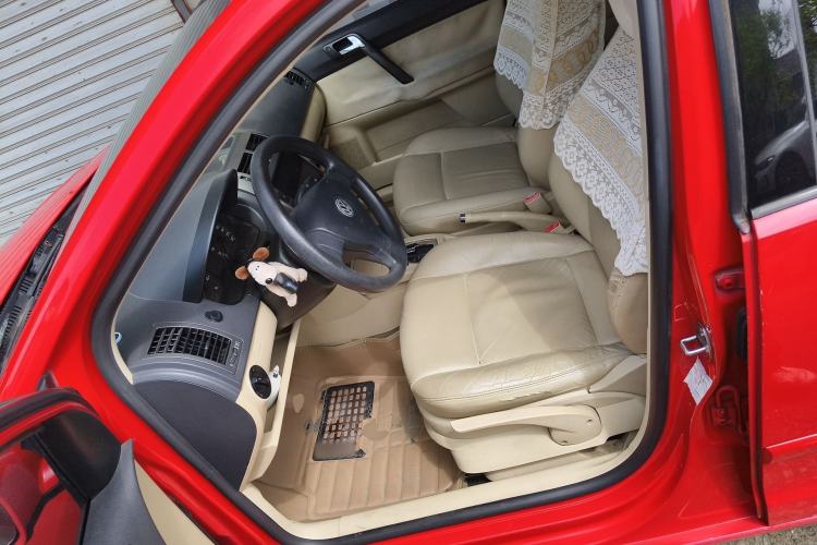 Used Volkswagen Polo 2009 Jingqing 1.6L Automatic Fashion Edition Left Front Seat