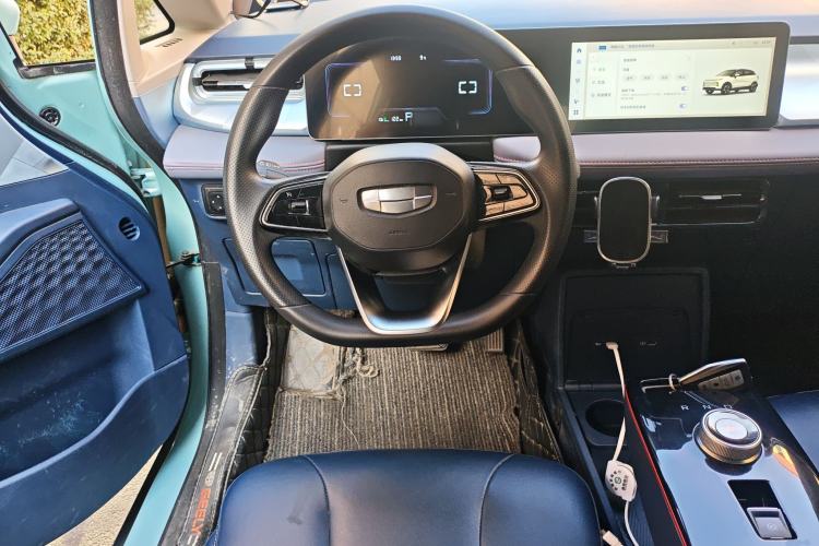 Used Geometry E Firefly 2022 401 km Linglong Tiger 4 Seats