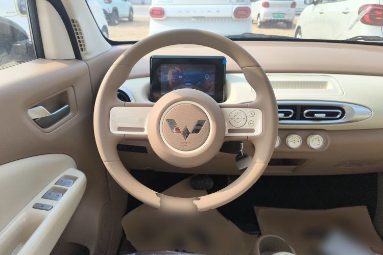 Used Wuling Hongguang MINIEV 2025 Four-Door Version Advanced Edition
