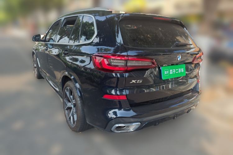 Used BMW X5 2022 xDrive 40Li M Sport Package