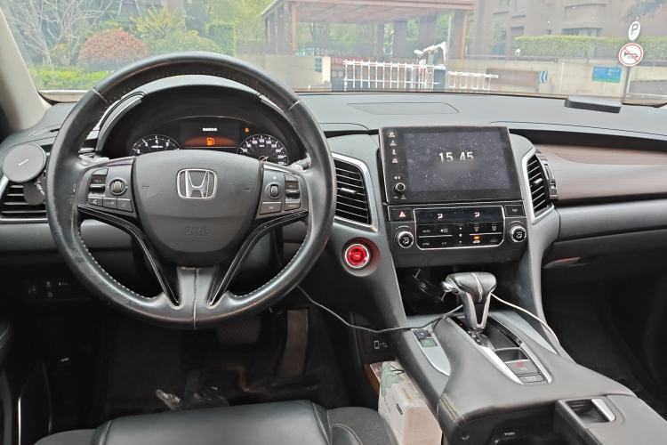 Used Honda Avancier 2017 240TURBO Two-Wheel Drive Comfort Version Center Console