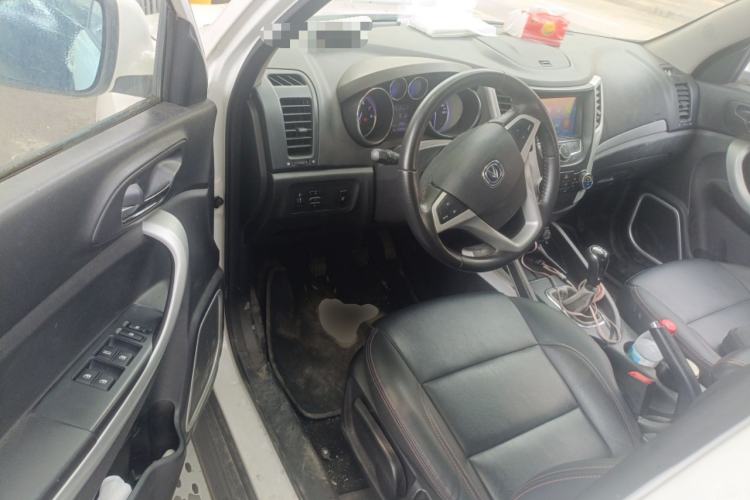 Used CHANGAN CS35 2016 1.6L Manual Luxury Model China V Standard
