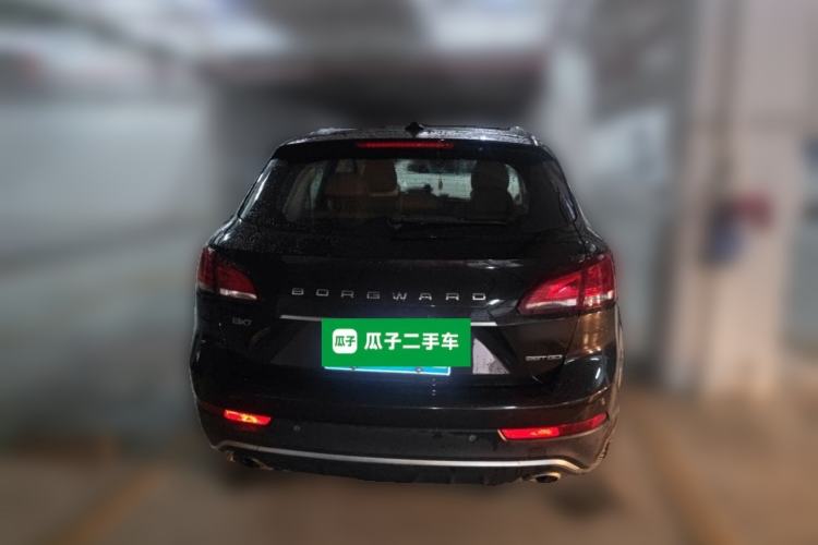 Used BORGWARD BX7 2016 28T Two-Wheel Drive Luxury Version 5 Seats Rear
