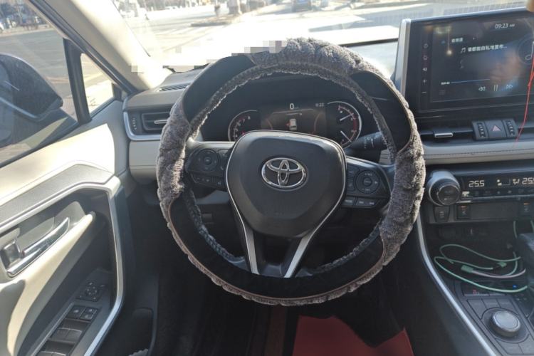 Used Toyota RAV4 2020 2.0L CVT Four-Wheel Drive Prestige Edition