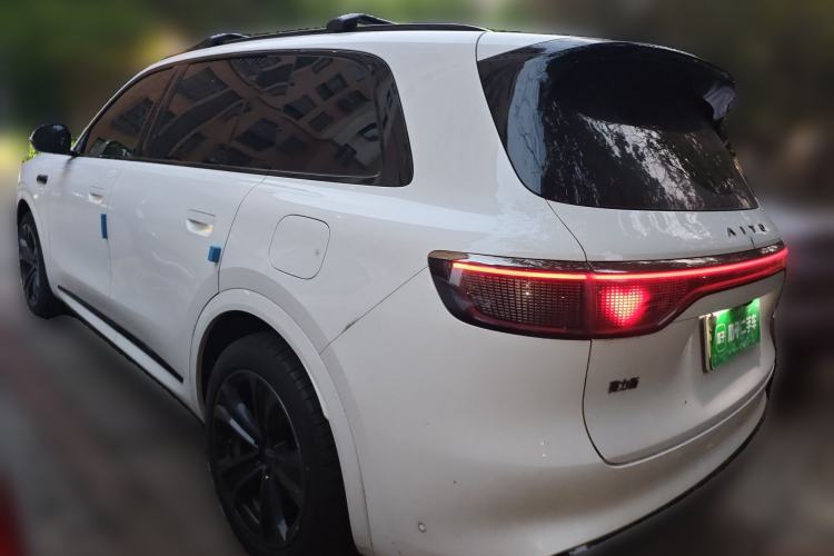 Used Hima AITO M8 2025 Extended-Range Max+ Version 53.4 kWh 6-Seater Edition Rear Left 45 Deg