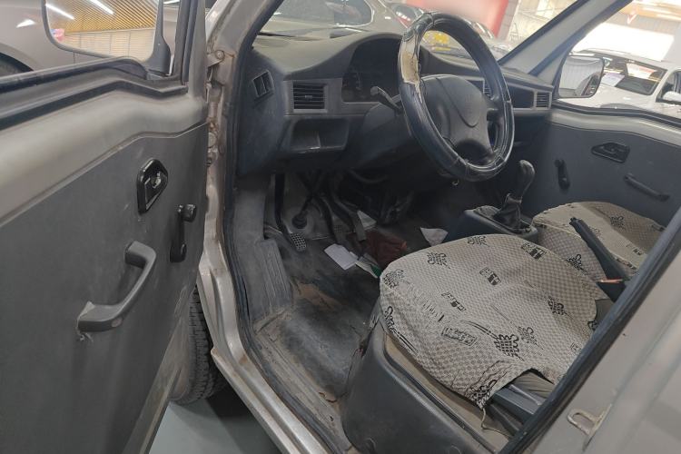 Used Wuling Zhiguang 2015 1.2L Practical LS-I Model Driver Seat