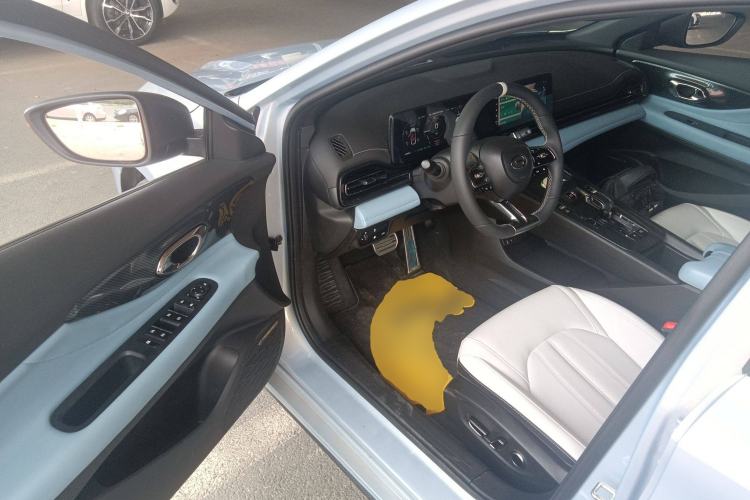 Used GAC Trumpchi EMPOW 2023 Shadow Leopard H Smart Hybrid Edition