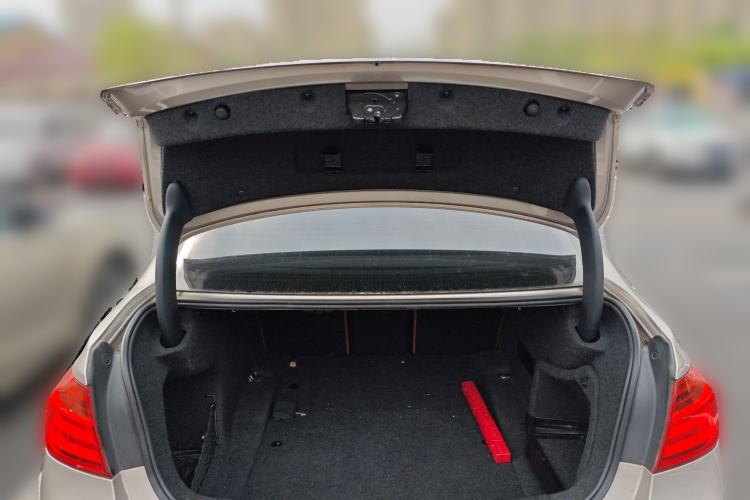 Used BMW 3 Series 2015 320Li Luxury Design Package Premium Edition Trunk