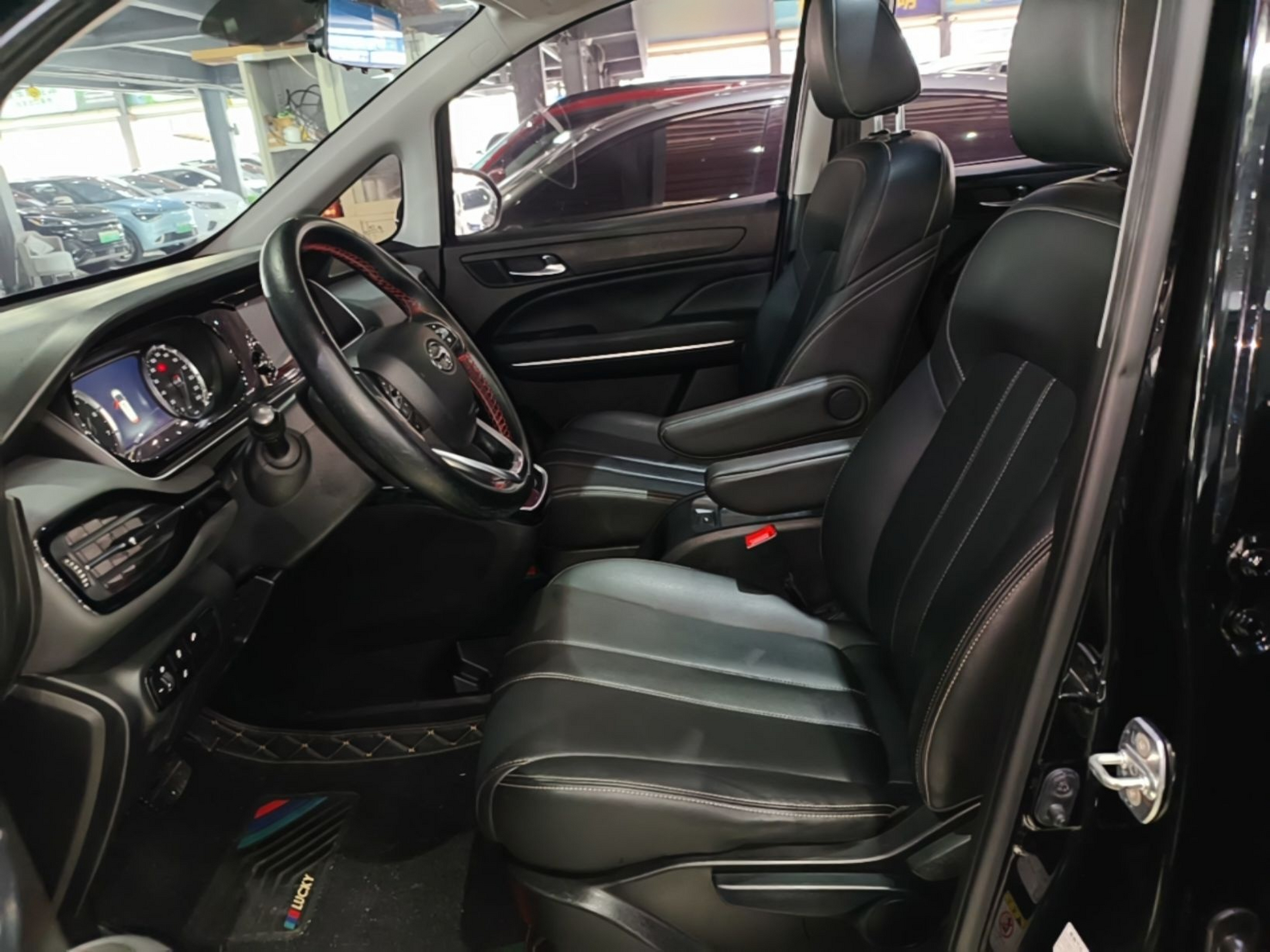 Interior delantero