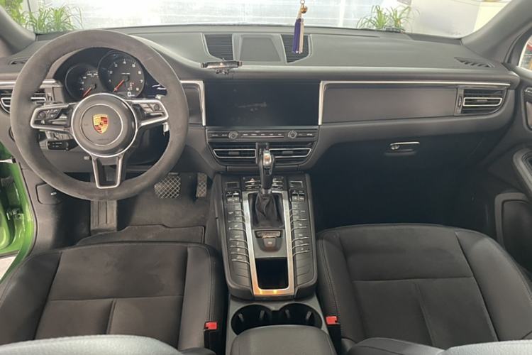 Used Porsche Macan 2018 Macan 2.0T