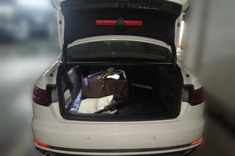 Used Audi A4L 2018 30th Anniversary Edition 40 TFSI Sport Edition