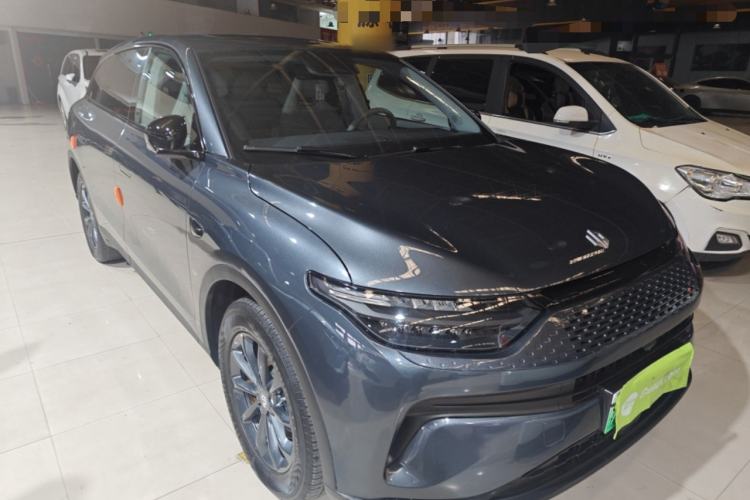 Used Leapmotor C11 2023 Range-Extended 180 Comfort Edition Front Right 45 Deg