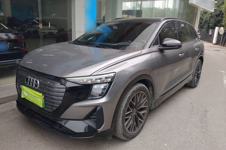 Used Audi Q5 e-tron 2022 40 e-tron Starlight Edition Mech Kit