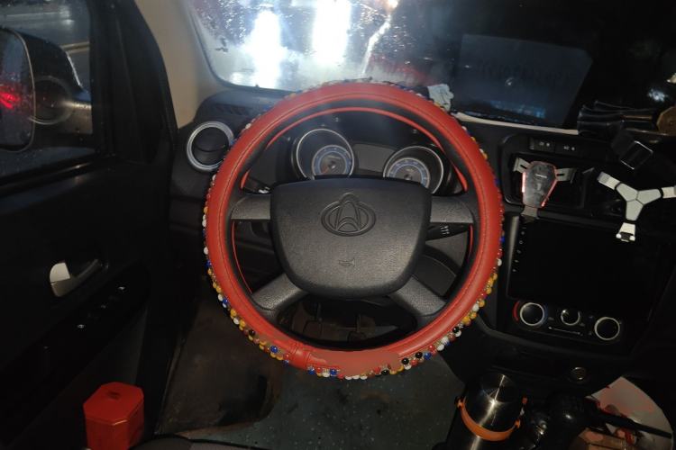 Used CHANGAN KAICHENG Ruixing M60 2019 1.5L Business Model China V Emission Standard 6-Seater 4G15S Steering Wheel