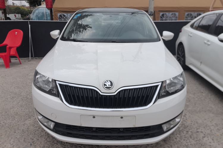 Used Skoda Rapid Spaceback 2016 1.6L Manual Trend Edition