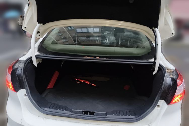 Used Ford Focus 2012 Sedan 1.6L Automatic Comfort Model Trunk