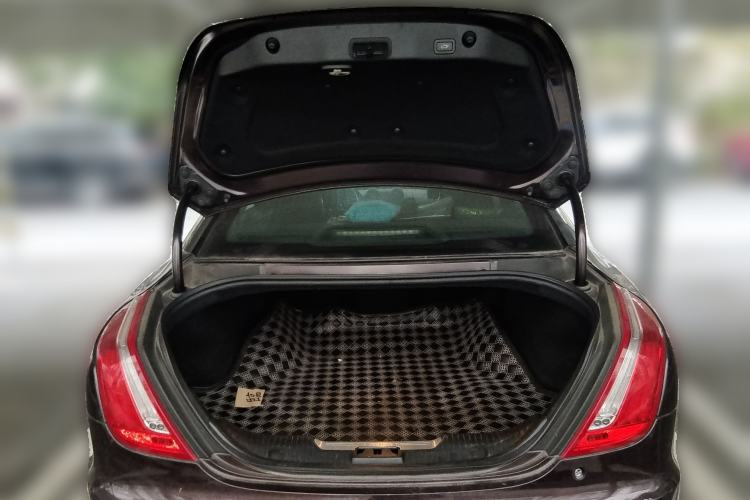 Used Jaguar XJ 2012 XJL 3.0 Panoramic Business Edition
