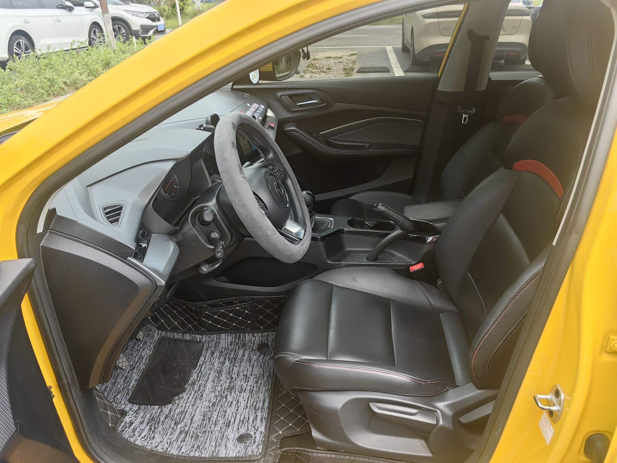 Interior delantero