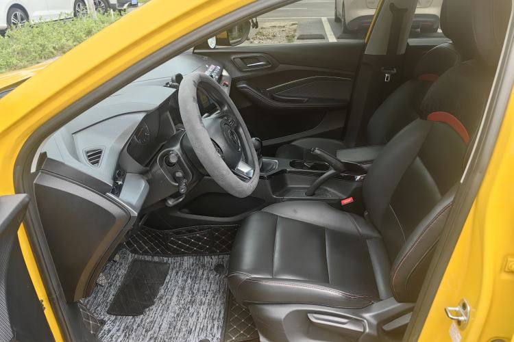 Used MG 5 2021 180 DVVT Manual Youth Luxury Edition