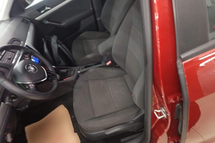 Used Volkswagen Lavida 2015 1.6L Automatic Fashion Edition