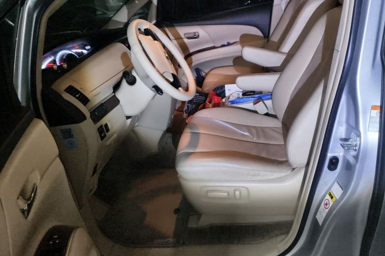 Used Toyota Previa 2012 2.4L 7-Seater Luxury Edition Left Front Seat