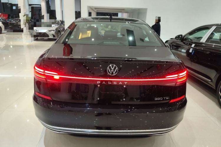 Used Volkswagen Passat 2026 Model, Outstanding 380TSI Xingkong Longteng Edition