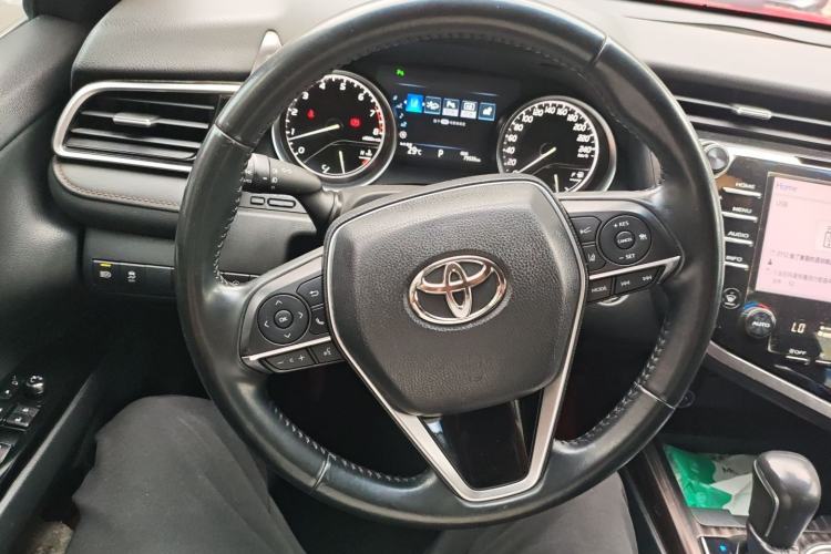 Used Toyota Camry 2018 2.5G Luxury Edition Steering Wheel