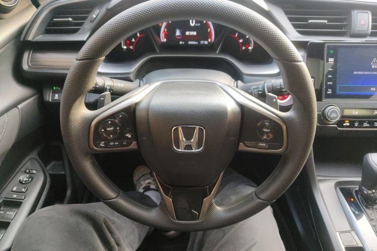 Used Honda Civic 2021 HATCHBACK 220TURBO CVT Trendy Cool Edition