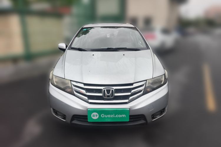 Used Honda City Classic 2012 1.5L manual Comfort version
