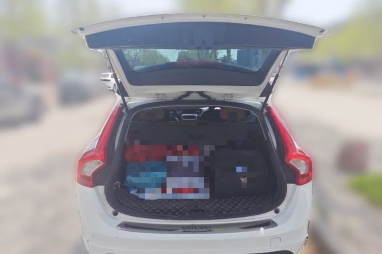 Used Volvo V60 2013 T5 Zhiya Edition