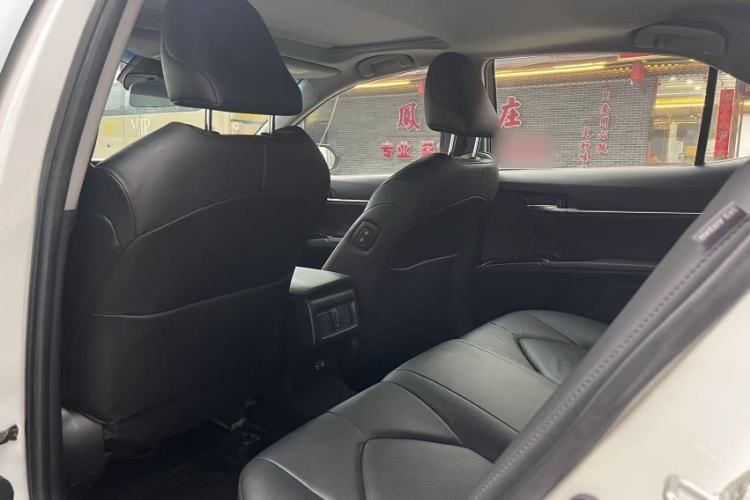 Used Toyota Camry 2019 2.0G Luxury Edition China VI Standard