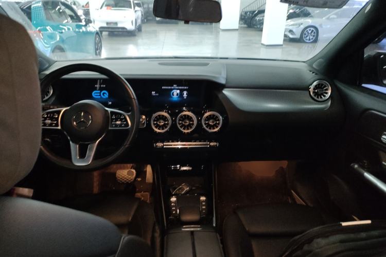 Used Mercedes-Benz EQA 2023-Year Restyled EQA 260