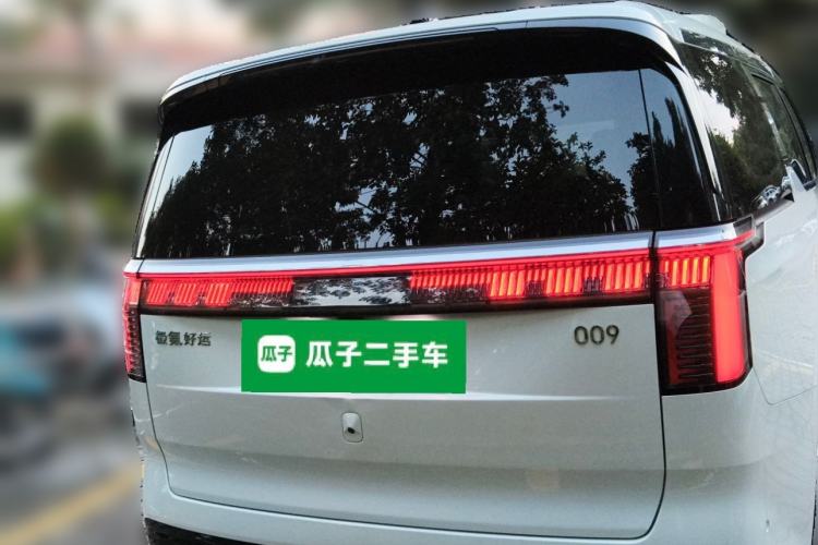 Used Zeekr 009 2022 WE Edition
