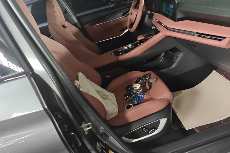 Used CHANGAN CS75 PLUS 2023 3rd Generation 1.5T Automatic Prestige Model
