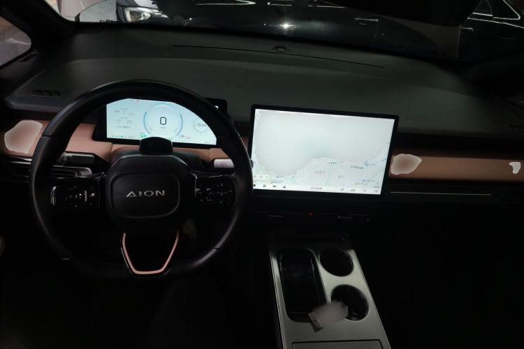 Used AION Y 2022 Plus 70 Tech Edition