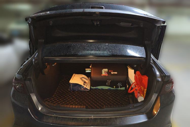 Used Mazda 3 Axela 2020 2.0L Automatic Zhiya Edition Trunk