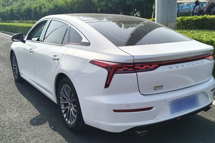 Used Bestune B70 2022 Third Generation 1.5T Automatic Enjoyment Version
