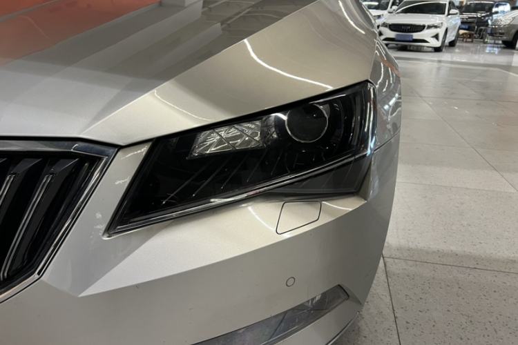 Used Skoda Superb 2016 TSI330 DSG Smart Drive Edition