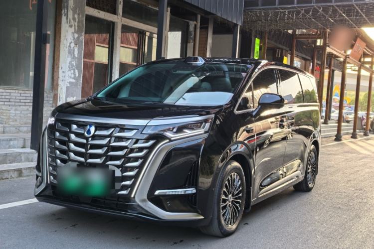 Used Denza D9 2025 DM-i Intelligent Drive 1020 Four-Wheel Drive Prestige Model