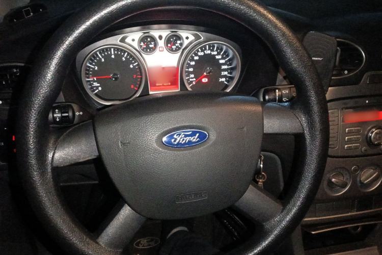 Used Ford Focus 2013 Hatchback Classic 1.8L Manual Base Model