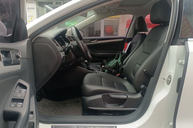 Used Volkswagen Sagitar 2017 230TSI Automatic Comfort Version