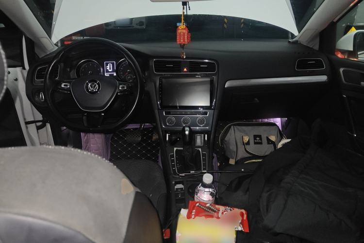 Used Volkswagen Golf 2018 1.6L Automatic Comfort Model
